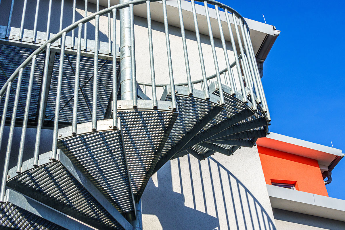 outdoor patio with wrought iron railing in Los Angeles